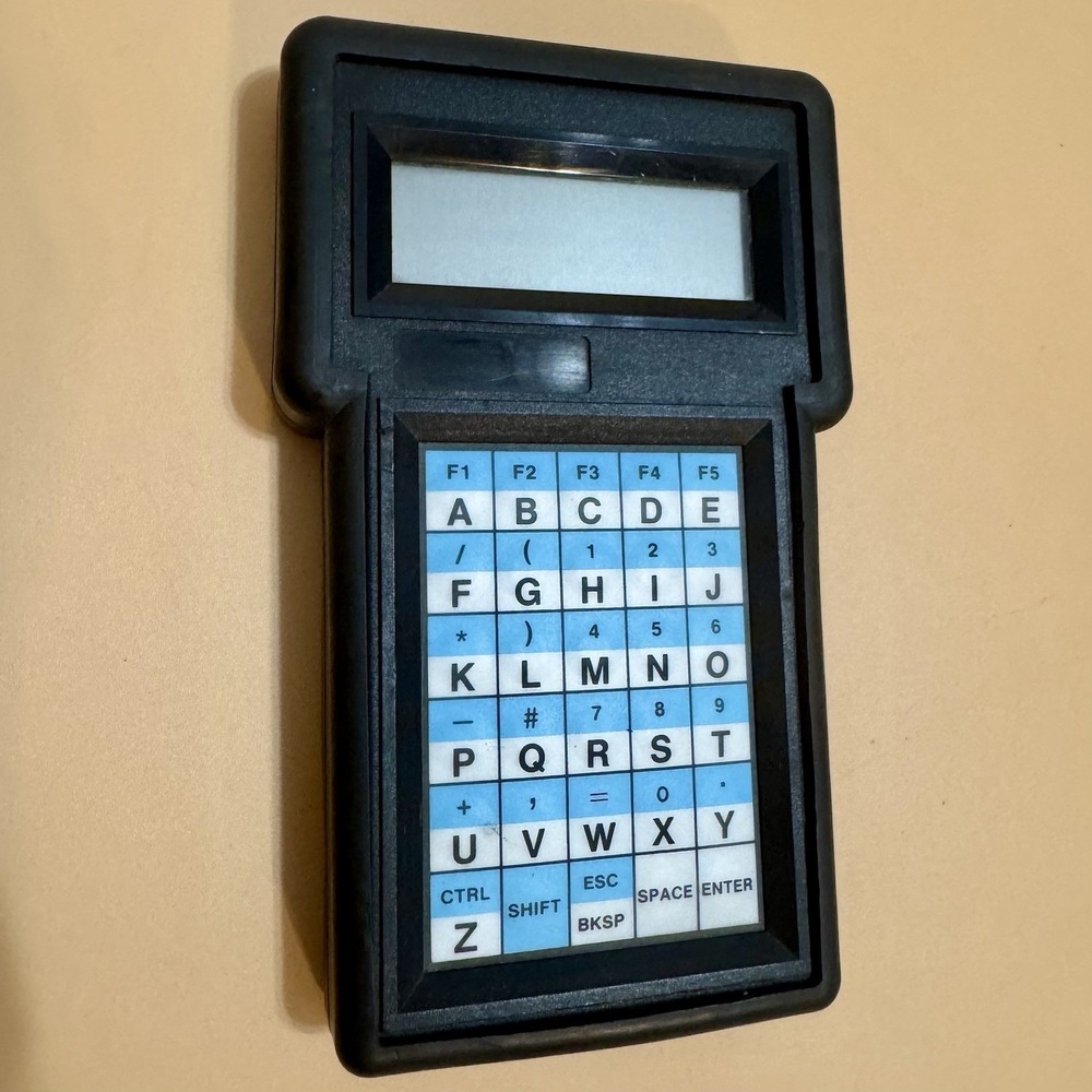 Two Technologies TT1ER2-1 Handheld Terminal Industrial Data Interface Untested‎